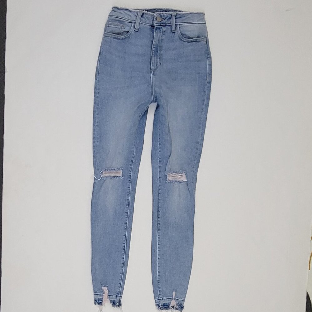DL1961 Chrissy Ultra High Rise Knee Tear Frayed Raw Hem Jean in Laguna